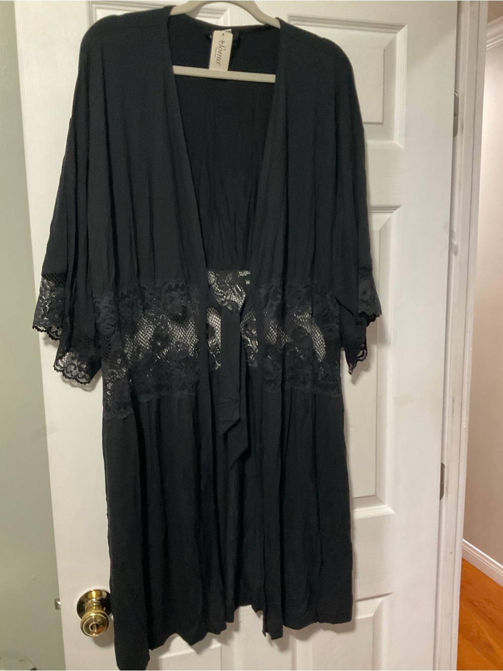 Soma Black Lace-Trim Kimono Robe
